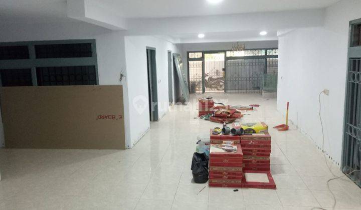 Disewakan Rumah 10x18 Muara Karang        4