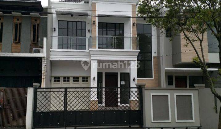 Rumah Baru 2 Lantai di Komplek batununggal 1