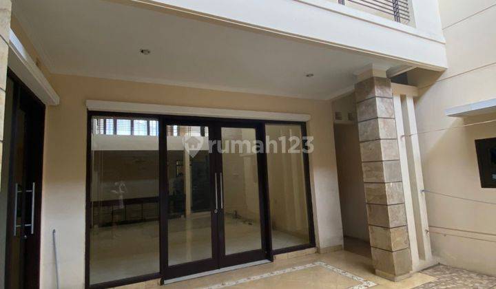 Rumah JUAL BU bagus dan terawat di  setra indah  2