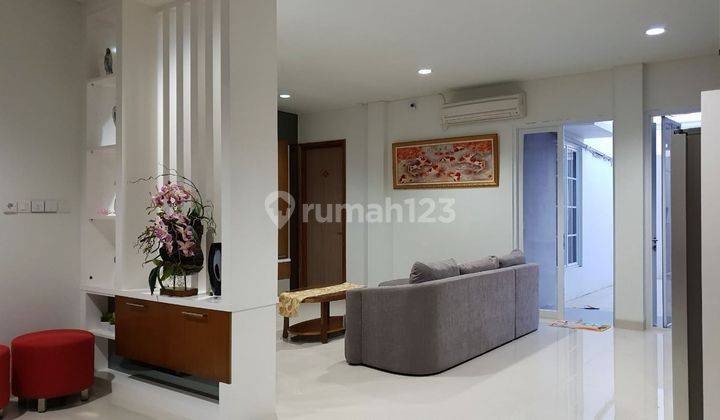 Di jual rumah. 2 lantai perumahan citraland. Istimewa. HGB 4