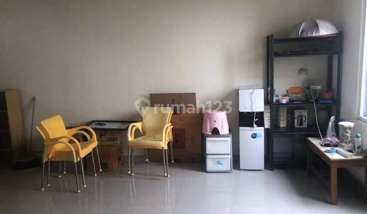 Rumah 2 lantai , modern di perumahan citraland. SHM. Kondisi bagus.  5