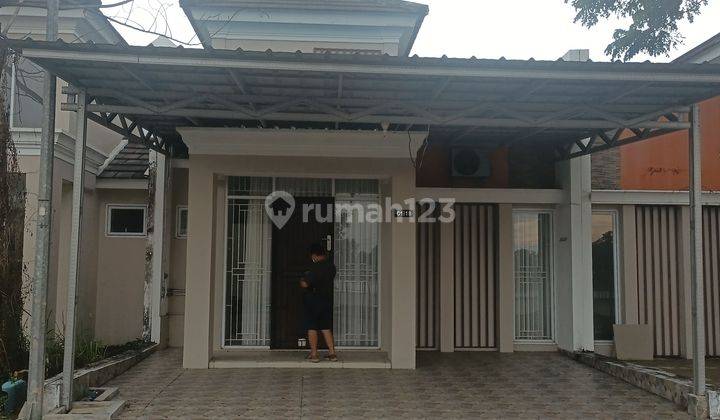 Rumah huni. Perumahan citraland. Sudah renov. Konsep bagus. Halaman luas. 1