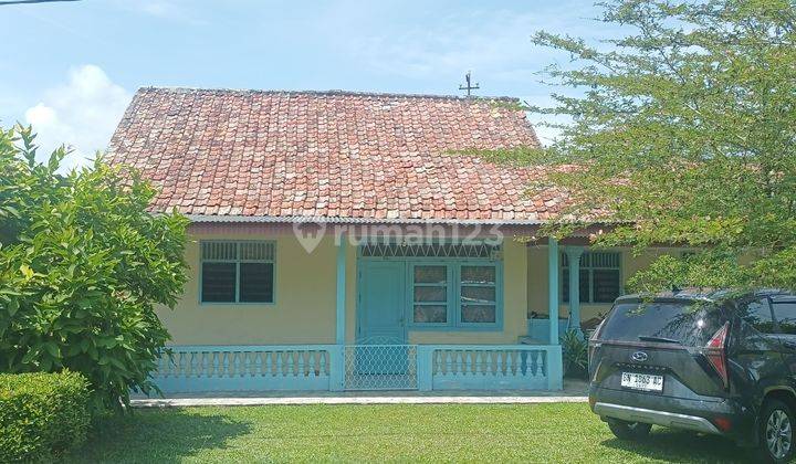 Dijual Rumah Hunian. Model Klasik. Siap Huni. Lokasi Trategis Dekat Kampus Polman Timah.  1