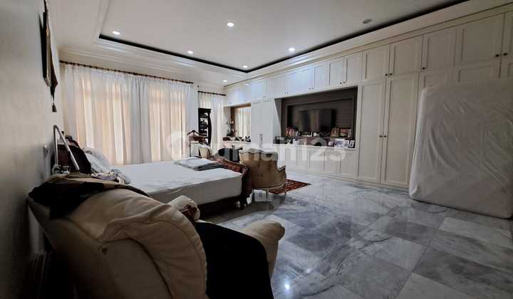 A181 Jual Rumah Bagus Terawat Siap Huni di Kemang Utara