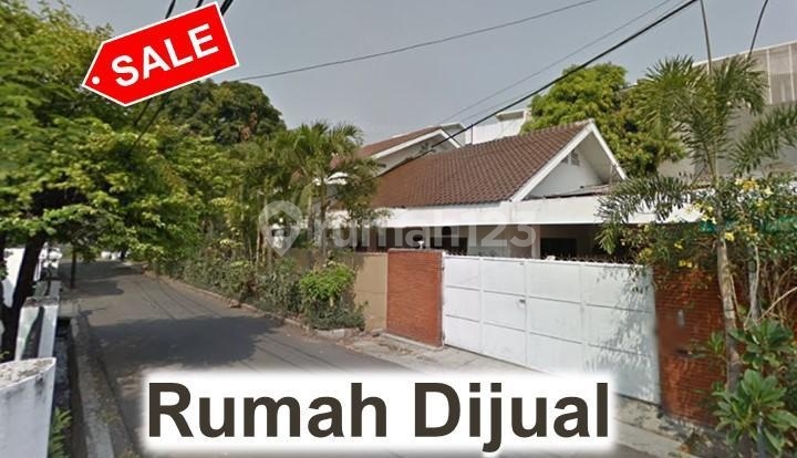 A174 Selling Old House Best Location in Gelong Baru Tomang Petojo 1