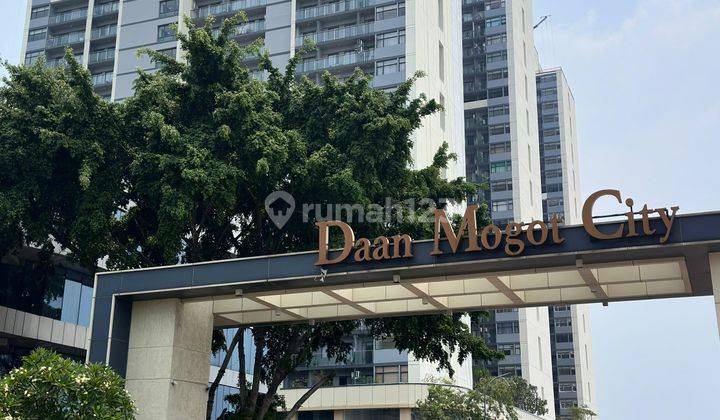 A330 Jual Apartemen Full Furnished Mewah di Damoci Daan Mogot City 1