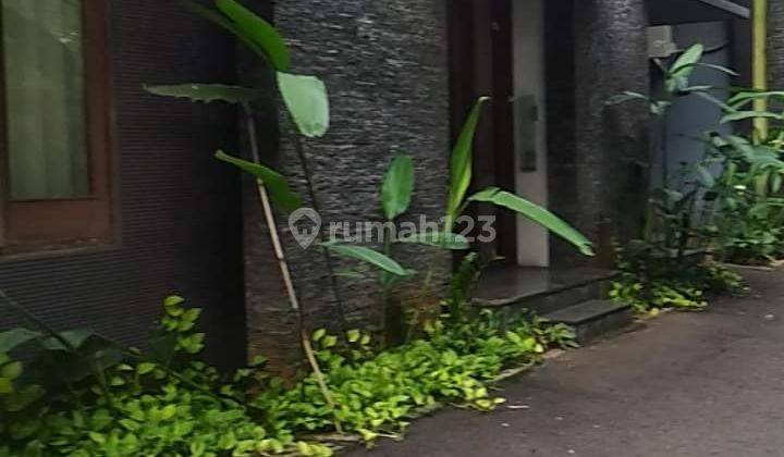 A173 Jual Rumah Hitung Tanah Hampir Setengah Njop di Prapanca Raya 1