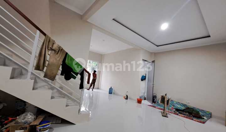 A201 Selling New Nice House in Tomang Petojo Tanjung Duren 2