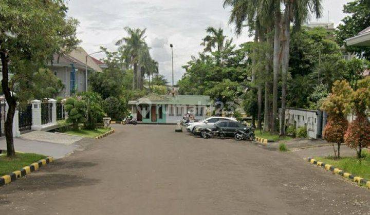 A138 Jual Rumah Lama Hitung Tanah Termurah di Komplek Intercon 1