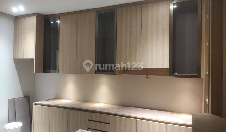 A06 Rumah Baru Furnished Bagus Dijual Murah di Duri Kepa  2