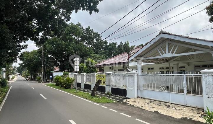 A67 Selling Mrs. House Auction in Duren Sawit, Main Road, Very Cheap and Spacious 1