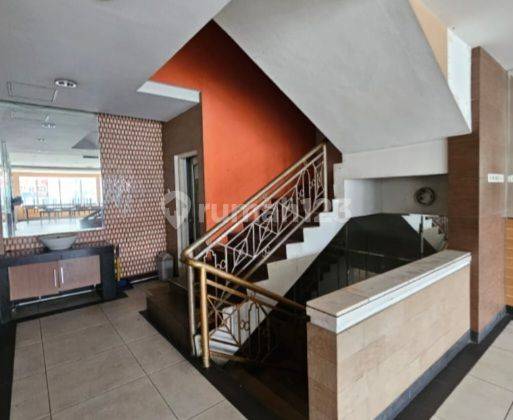Ruko Gandeng Cocok Untuk Usaha Lokasi Strategis Di Kebon Jeruk Jakarta Barat Ruko di Kebon Jeruk Semi Furnished 210.0 m² SHM 1