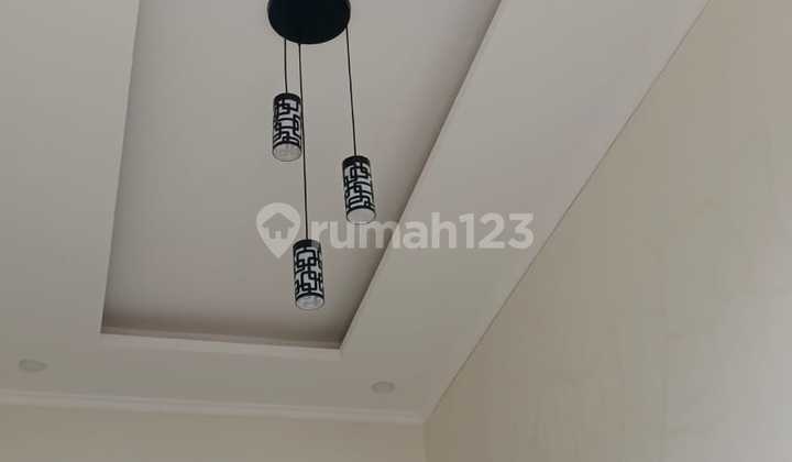 Rumah Take Over Cicilan Flet Dekat Stasiun.ede 2