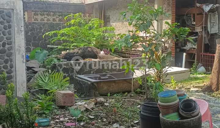 For Sale 2-Story House in Taman Asri Ciledug For Sale 2-Story House in Taman Asri Ciledug