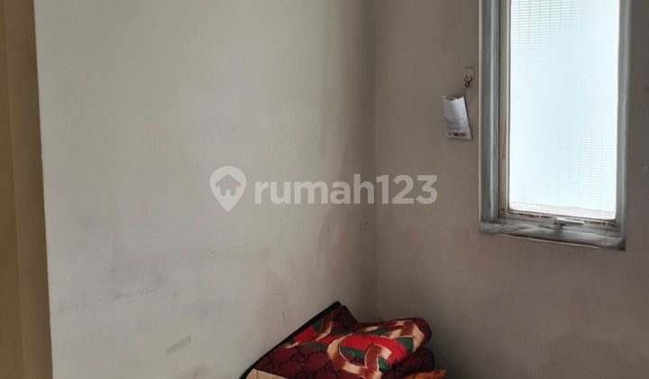 Disewakan Rumah di Lavender 2 lantai. Ada AC 8