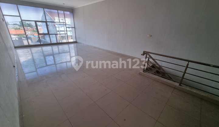 Strategic Location Shop House for Rent Near Cimahi Square