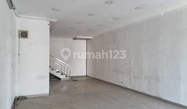 Strategic Location Shop House for Rent Near Cimahi Square