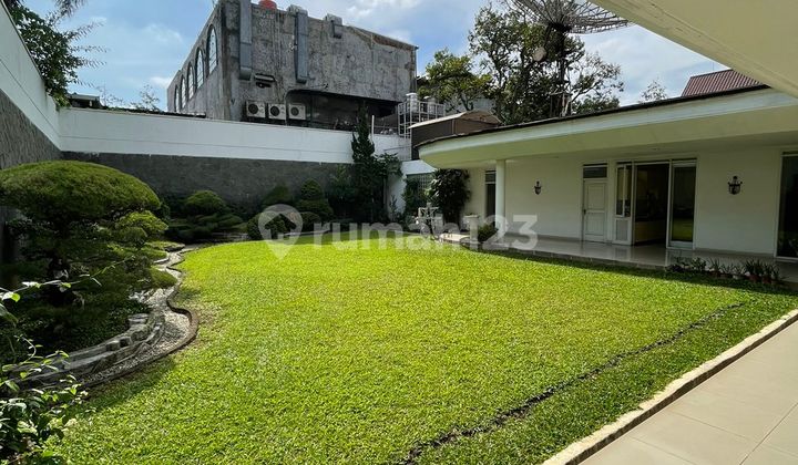 Dijual Rumah Mewah di Sayap Dago Bandung