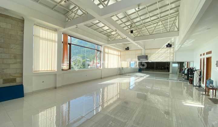 Rumah Modern di Daerah Soreang, Kabupaten Bandung Rumah Modern di Daerah Soreang, Kabupaten Bandung