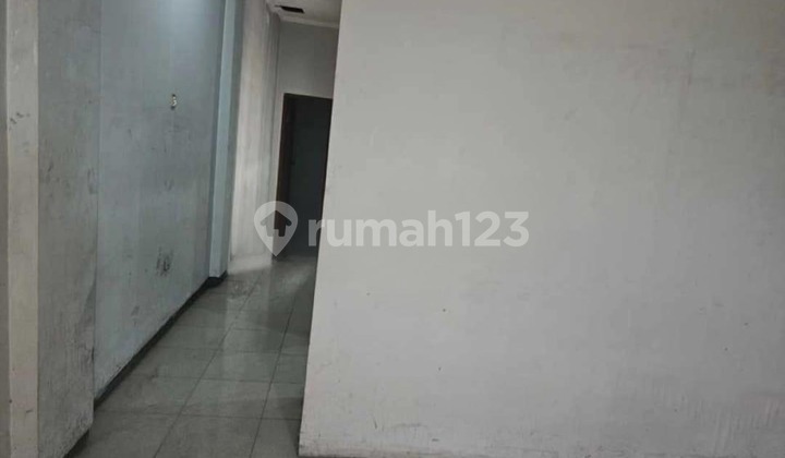 Ruko 3 Lantai di Dekat Maranatha Mainroad Leumahnendeut Ruko 3 Lantai di Dekat Maranatha Mainroad Leumahnendeut