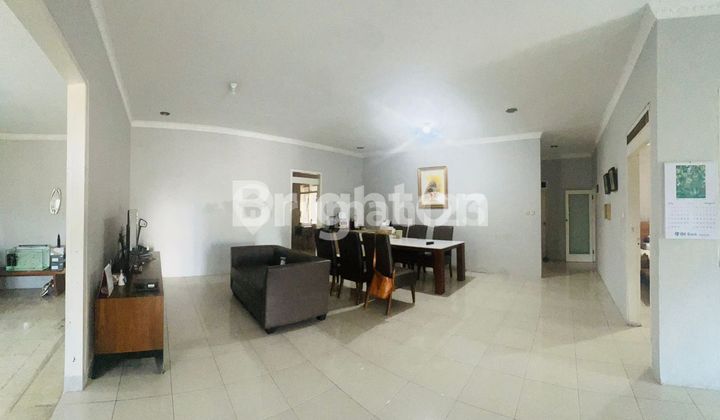 RUMAH CANTIK LOKASI TENGAH KOTA BOGOR HARGA MENARIK FULL FURNISHED 2