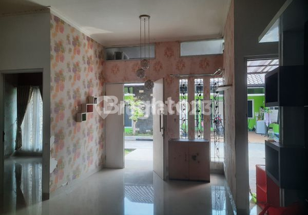 Hunian Nyaman Full Furnished Dekat Tol Sawangan Cinere 2
