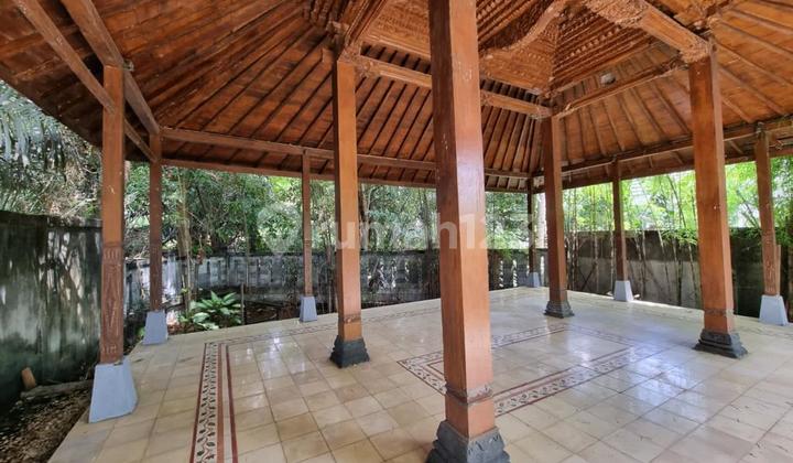 Jual Villa Jogja Taman Estetik SHM Siap Huni 