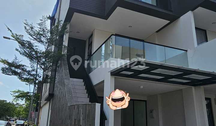 Dijual Rumah Golf Island Uk 5x15 3lantai Rp 3.2 M Nego Siap Huni