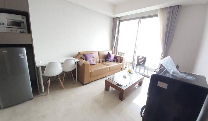 Apart dijual di Gold Coast 1BR 51m2 1.7M SeaView 2