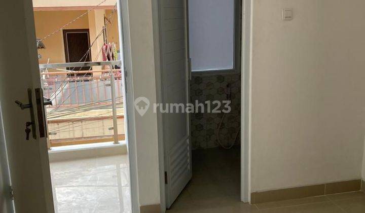 Rumah Dijual Tanjung Duren Luas Tanah 67m² Jual Cepat 2.3M 2