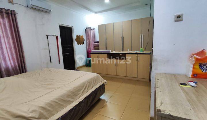 Rumah Dijual Di Taman Palem 2 Lantai Bagus Furnished SHM 2