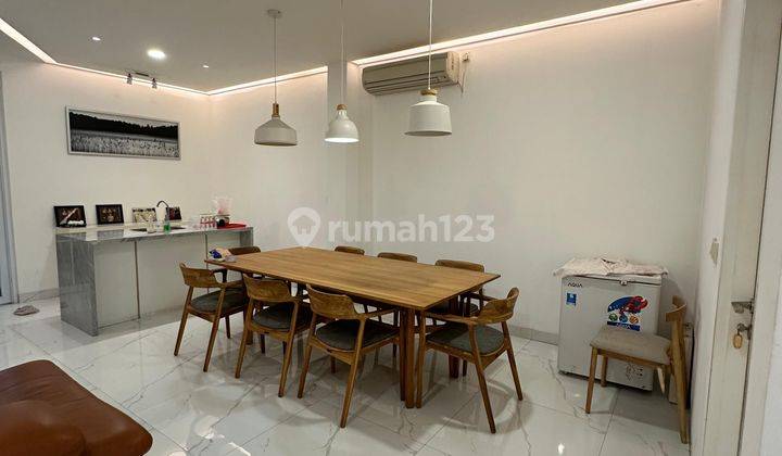 Rumah Dijual Green Lake Residence Uk. 8 × 18 Shm Bagus 2