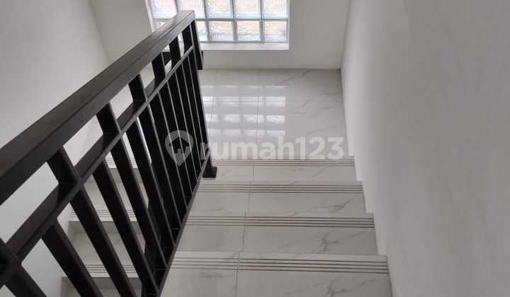 For Sale: Kemanggisan Boarding House, 840m2 Area, Good and Tidy 2