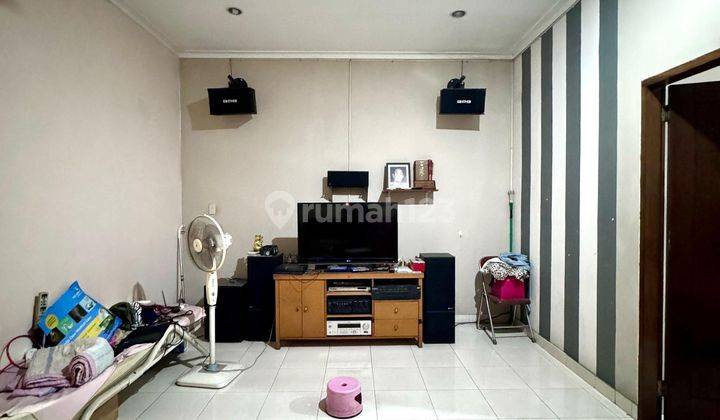 Rumah Dijual Duri Kepa Rp 3 Milyar 3 Lantai 3+1br Luas 120m2 Bagus 1