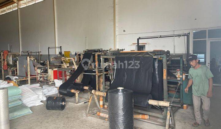 Disewa Pabrik Kawasan Industri Paku Haji Tangerang Luas 8.200m2 Rp 2.3 Milyar 2