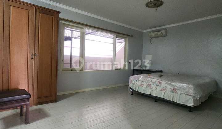 Dijual Murah Rumah Besar Green Ville Lb 360 Shm