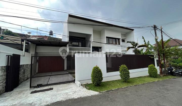 Rumah 2 Lantai Furnish Di Budi Sari 1