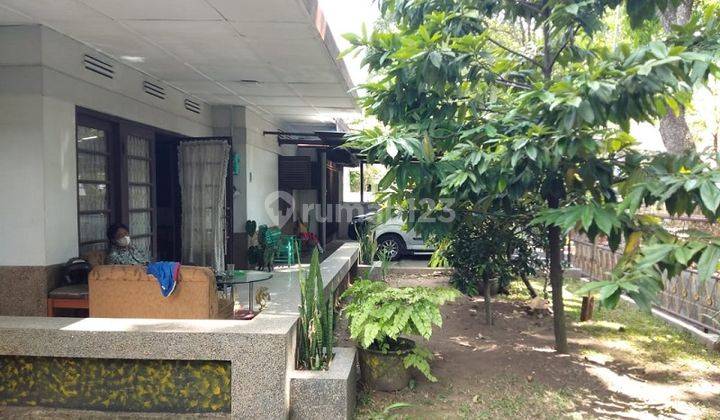 Rumah Semi Kolonial Lokasi Premium Tengah Kota 1