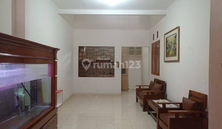 Disewakan Rumah 2 Lantai di Dalam Komplek di Ciwastra Buahbatu 2