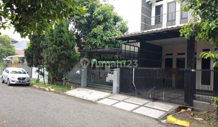 Disewakan Rumah 2 Lantai Fully Furnihed di Komplek Batununggal 2