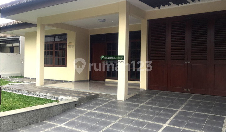 Disewakan Rumah di Jl Pasteur, Dekat Ke Pintu Tol 3