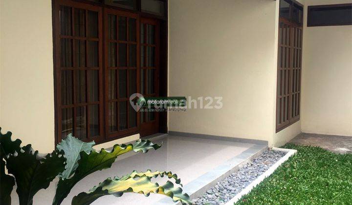 Disewakan Rumah di Jl Pasteur, Dekat Ke Pintu Tol 14