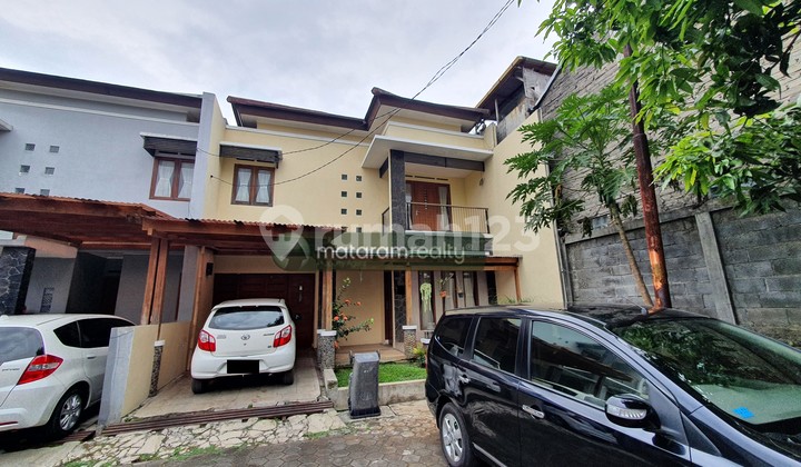 Rumah Homey Dalam Cluster di Dago Harga Cukup Murah Rumah Homey Dalam Cluster di Dago Harga Cukup Murah