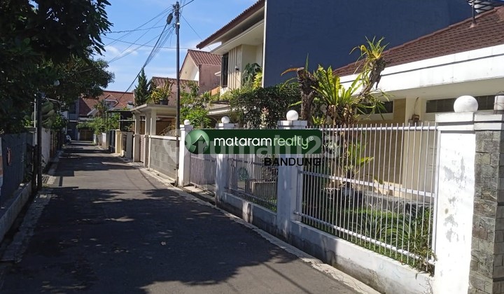Rumah 2 Lantai di Tengah Kota, Area Lodaya Burangrang 2