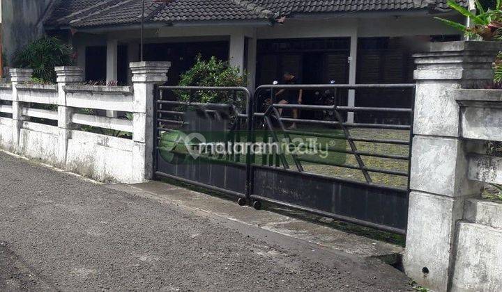 Rumah Cukup Besar Halaman Luas Lokasi Buahbatu Kota 2