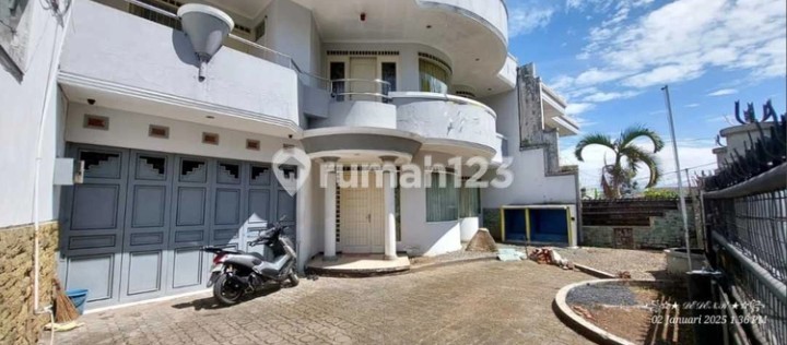 Rumah 2 Lantai Furnish Di Setra Indah 2