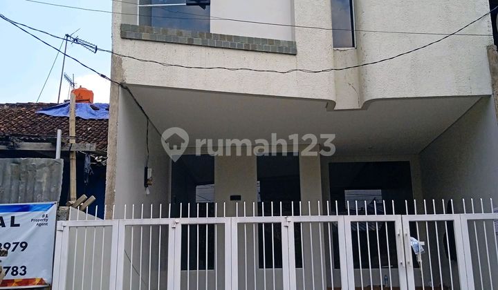 Rumah 2 Lantai Baru Di Buahbatu Kota Rumah 2 Lantai Baru Di Buahbatu Kota