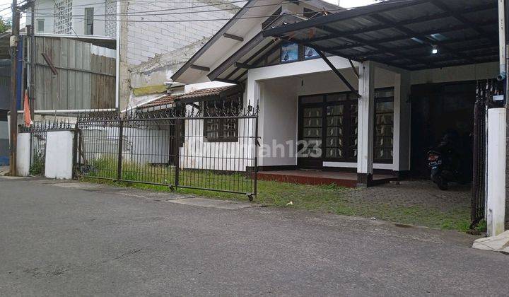 Rumah 1 Lantai Cukup Besar Di Sayap Turangga 1