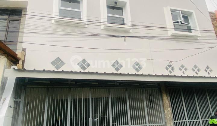 Two-Storey Shop House Area on Peta Street