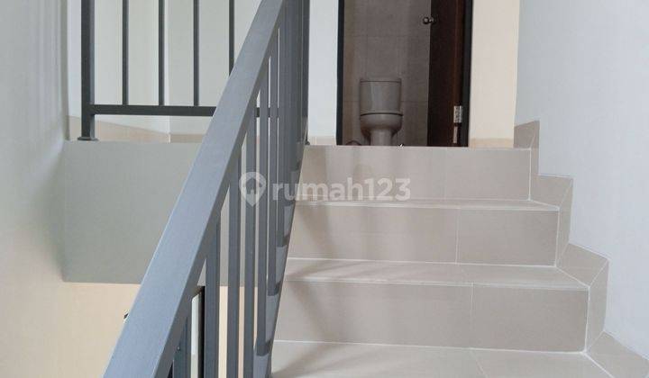 Rumah Baru 2 Lantai Di Perumahan Grand Sharon 2